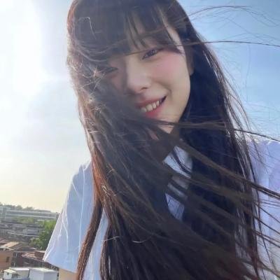 加油站的女孩